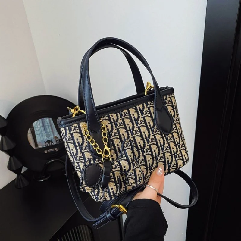 

Стильная пригородная сумка с функцией Messenger, ремешком через плечо для деловых женщин, минималистичный кожаный и однотонный дизайн