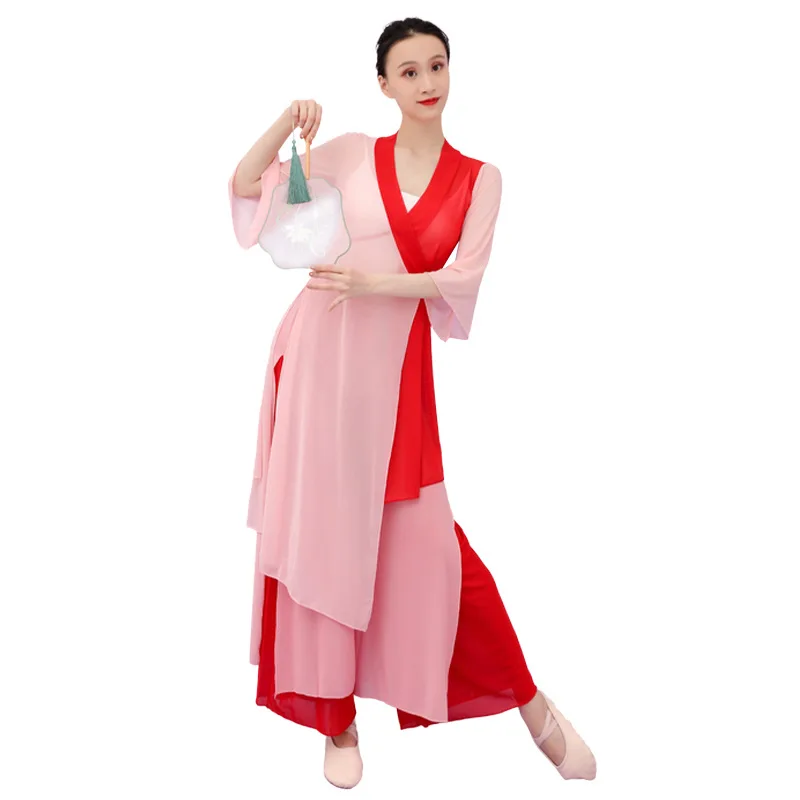 بدلة رقص كلاسيكية عتيقة بأكمام واسعة بلونين، لون أحمر لامع متطابق مع حزام وردي ثنى بدلة أداء واسعة الساق