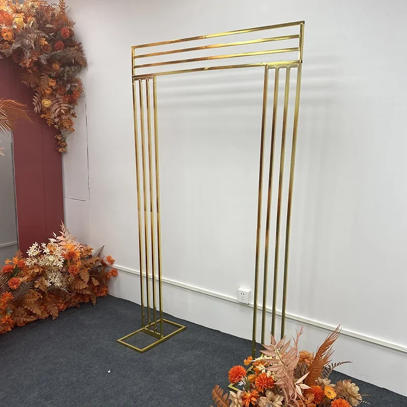 Modernes Gold-Metall-Hochzeitsbogen-Set, Rechteckiger Vertikaler Lamellen-Hintergrund, Luxuriöser Quadratischer Säulenständer für Zeremonienbühnen-Dekoration – Detail 8