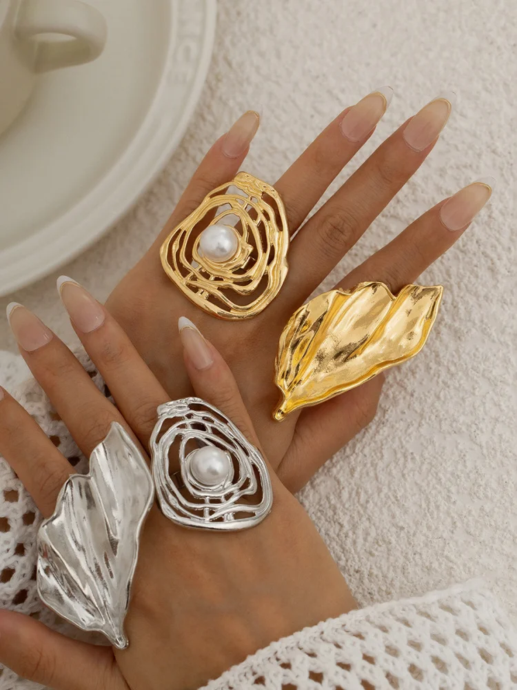 

Exaggerated Ins Sle Metal Pearl Wrap Open Ring for Women Faionable Geometric Le Design Alloy Finger Ring