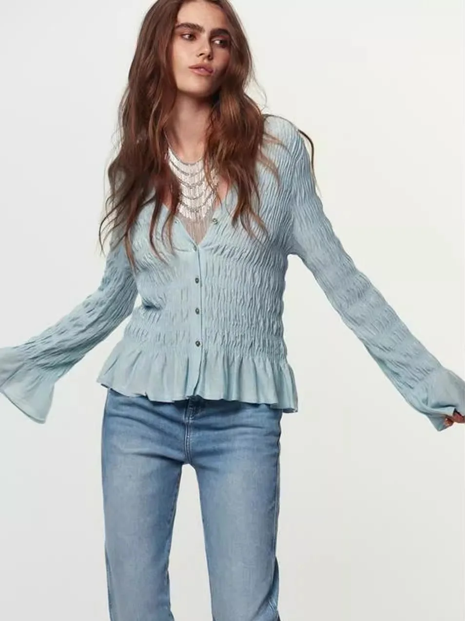 เสื้อสเวตเตอร์ถักไหมพรมผู้หญิง แขนยาว คอวี ติดกระดุม แต่งระบายหลายชั้น สไตล์แฟชั่นฤดูใบไม้ร่วง