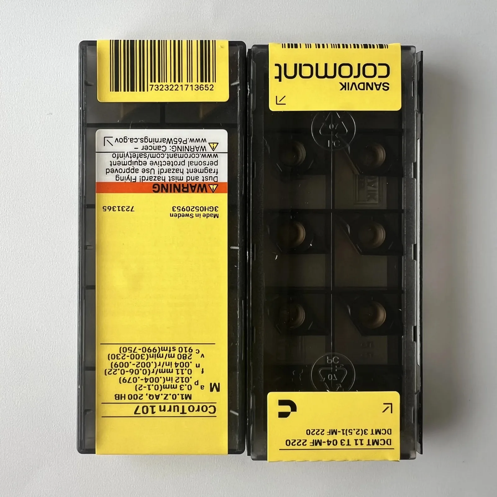 

Original SANDVIK / DCMT11T304-MF 2220 / Hard alloy CNC Blade 10 Pcs