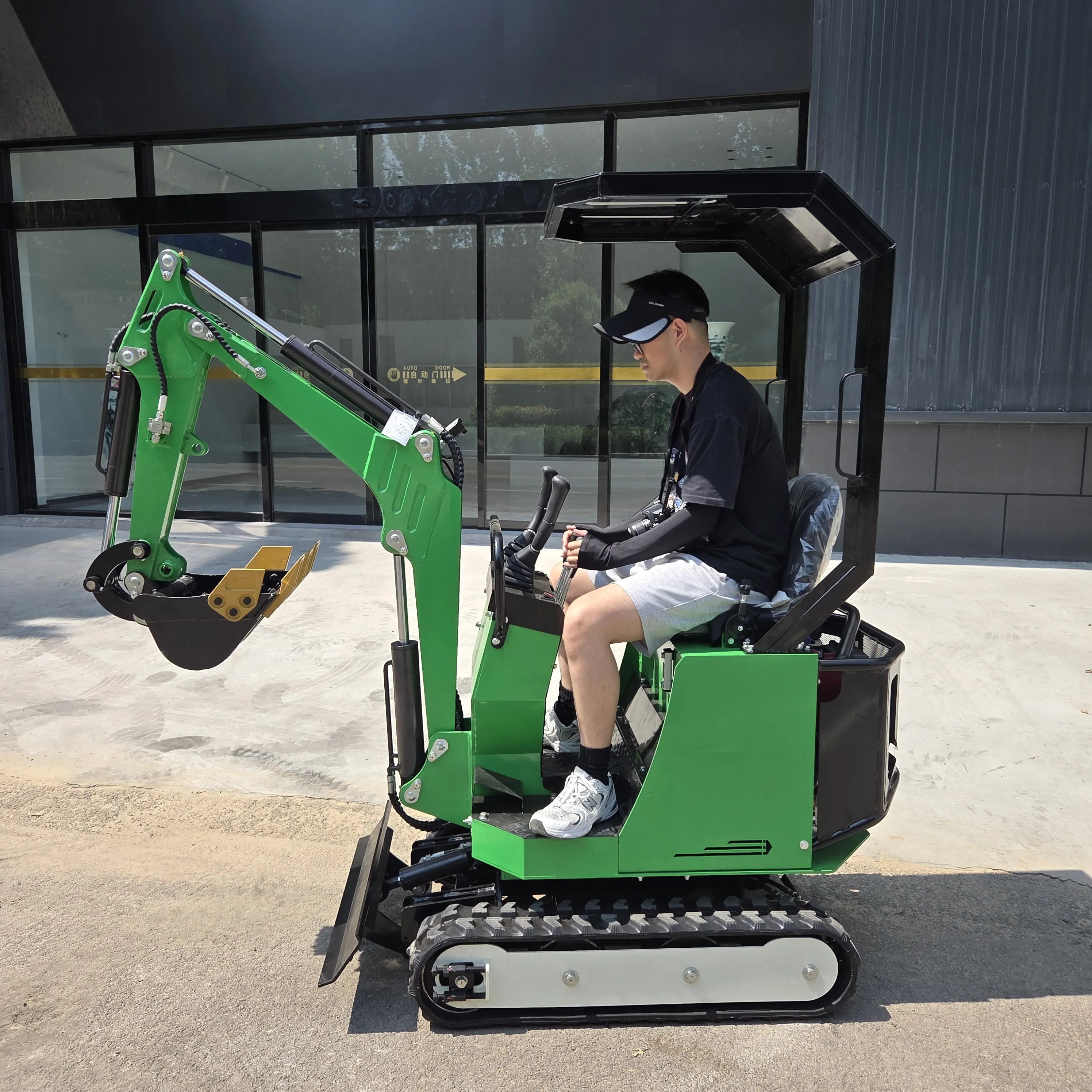 محرك حفارة KOOP Briggs Stratton عالي الكفاءة مع ضغط عمل 19KPa وأداء تحليلي قوي 1 طن