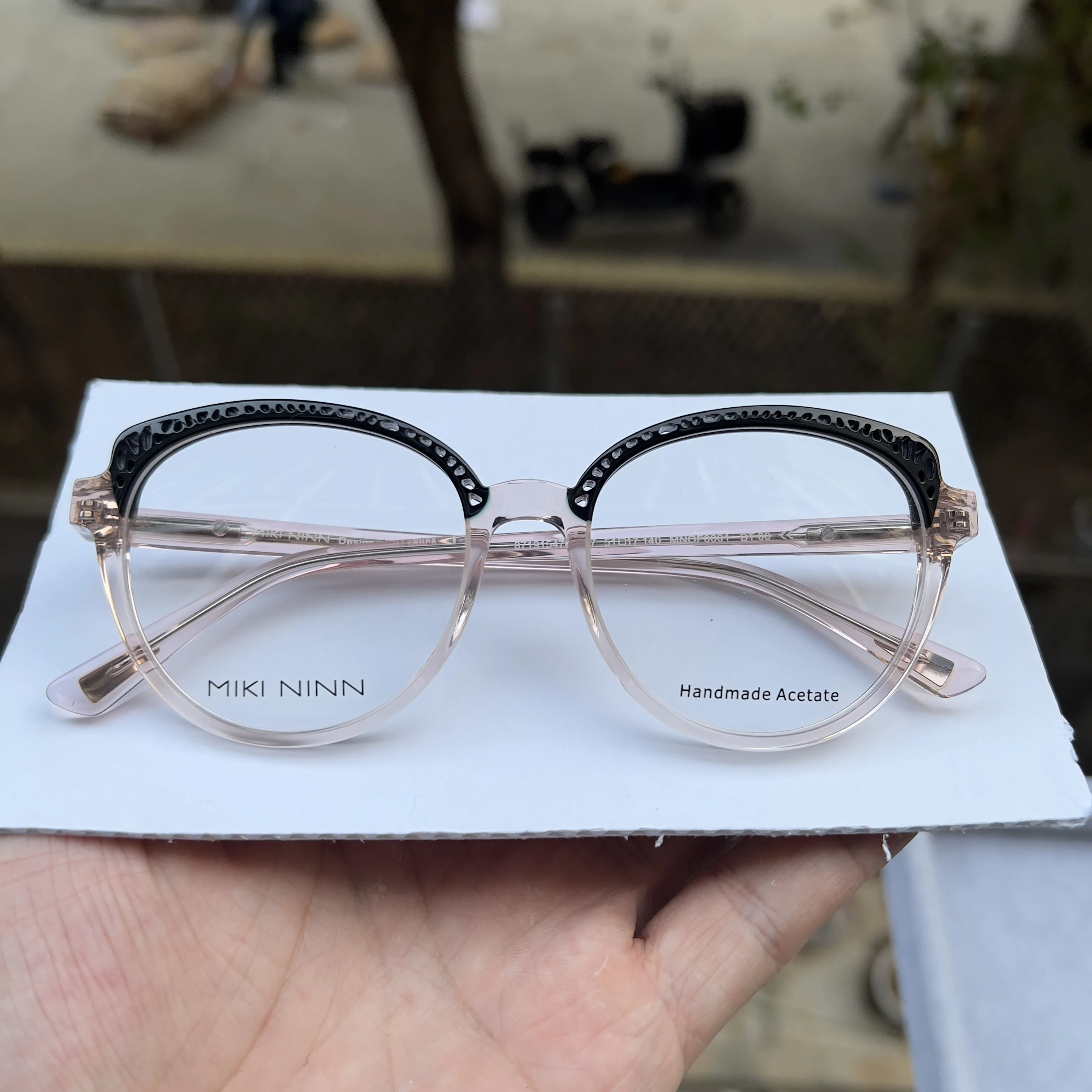 Fashionable  Eyeglasses Frames Designed By French Designer Handcrafted Acetate Fiber Myopia Hyperopia and Progressive Lenses