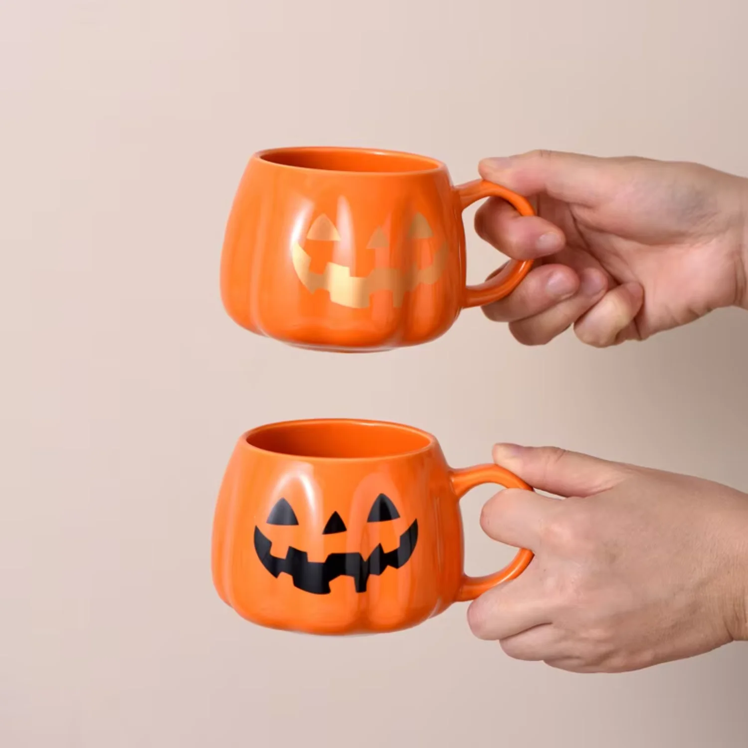 Taza de té de la leche con tema de calabaza de Happy Halloween, Taza de regalo creativa de cerámica negra y dorada con cara de calabaza para Halloween