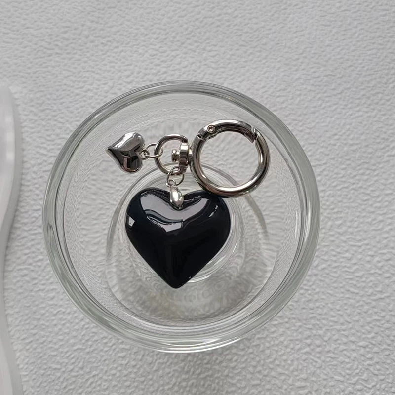 Y2K Vintage Black Heart Keychain Fashion Metal Keyring Car Key Chain Bag Pendant Backpack Hanging Decoration Couple Gifts