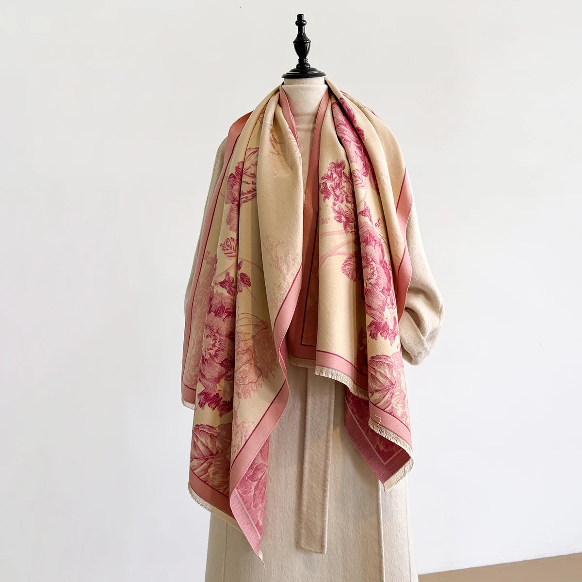 Brand Fashion Winter-Kaschmirschal für Damen – Pashmina-Schal mit Blumenmuster und Quasten, dicker, warmer Wickel- und Poncho – Detail 5