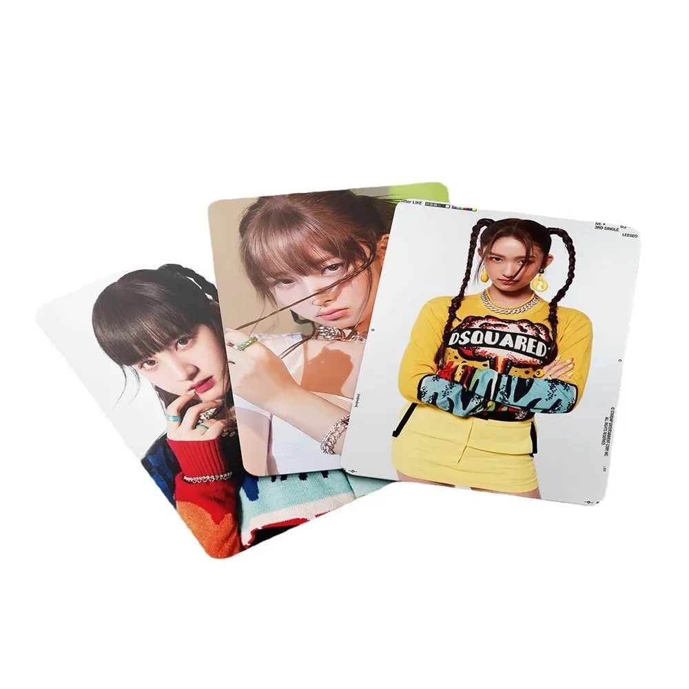 IVE Album Small Card Zhang Yuan Ying An You Zhen LIZ Naoi Lian Celebrity Peripheral Postcard Small Card