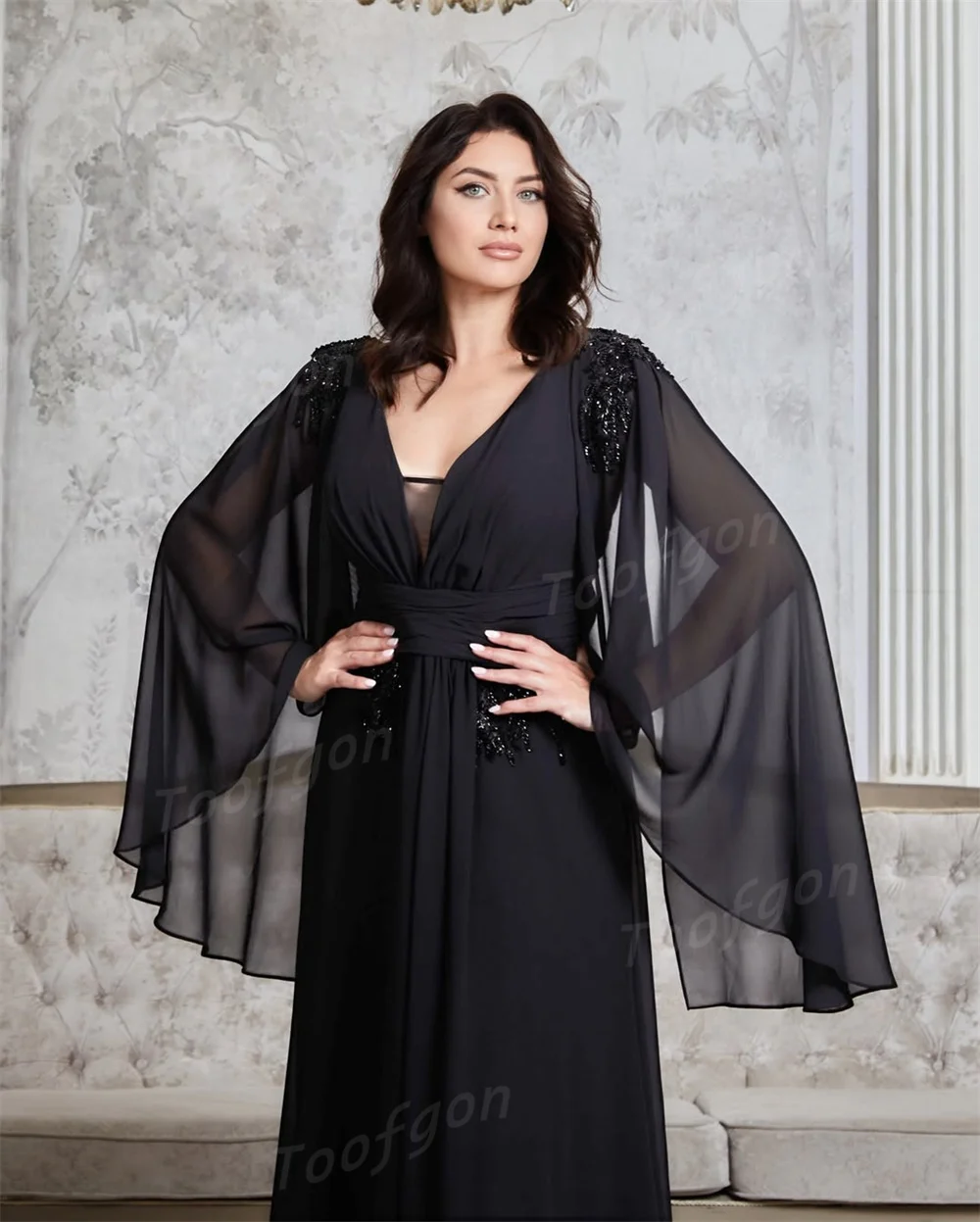 فساتين سهرة Toofgon برقبة على شكل V سوداء مقاس كبير مخصصة مطرزة على شكل حرف A فساتين حفلة موسيقية للنساء فساتين الحفلات للمناسبات الخاصة