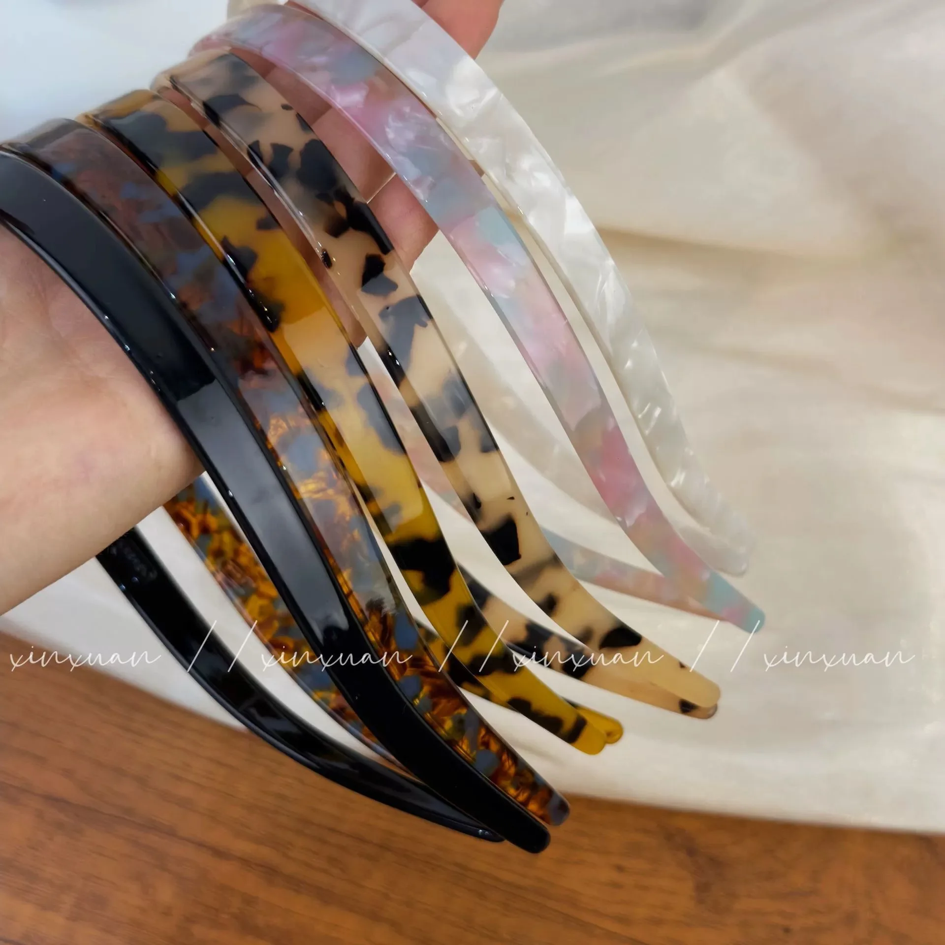 

Ladies Non-Clamping Acetic Acid Headband New Summer Elegant High-End Hairband Hair Hoops Girls daily Hair Accessories