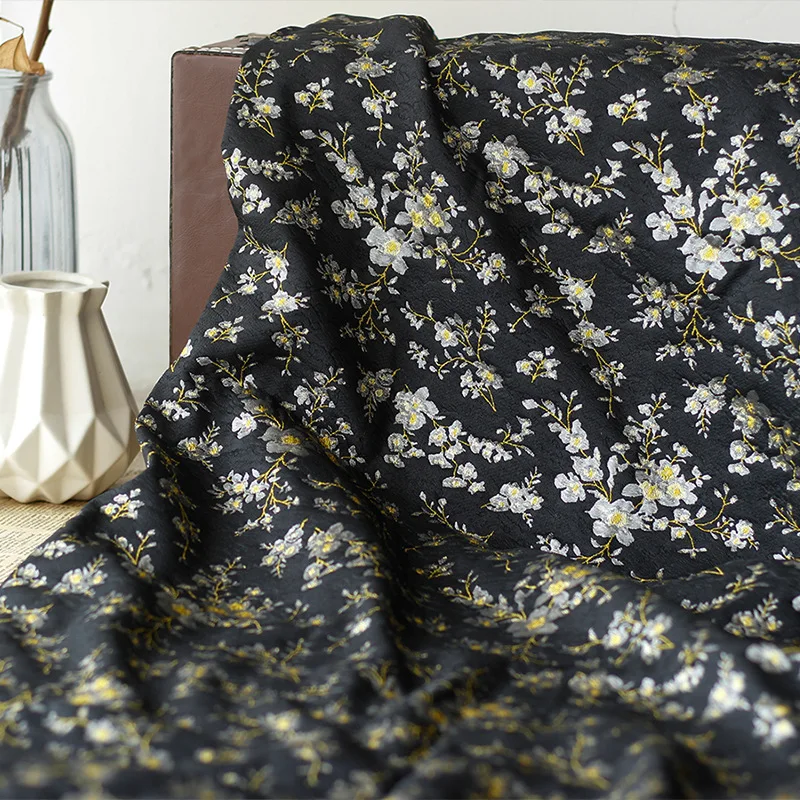 Black Silver Yarn Dyed Jacquard Fabric Autumn Winter Luggage Women\'s Dress Sewing Fabric 50cmx145cm