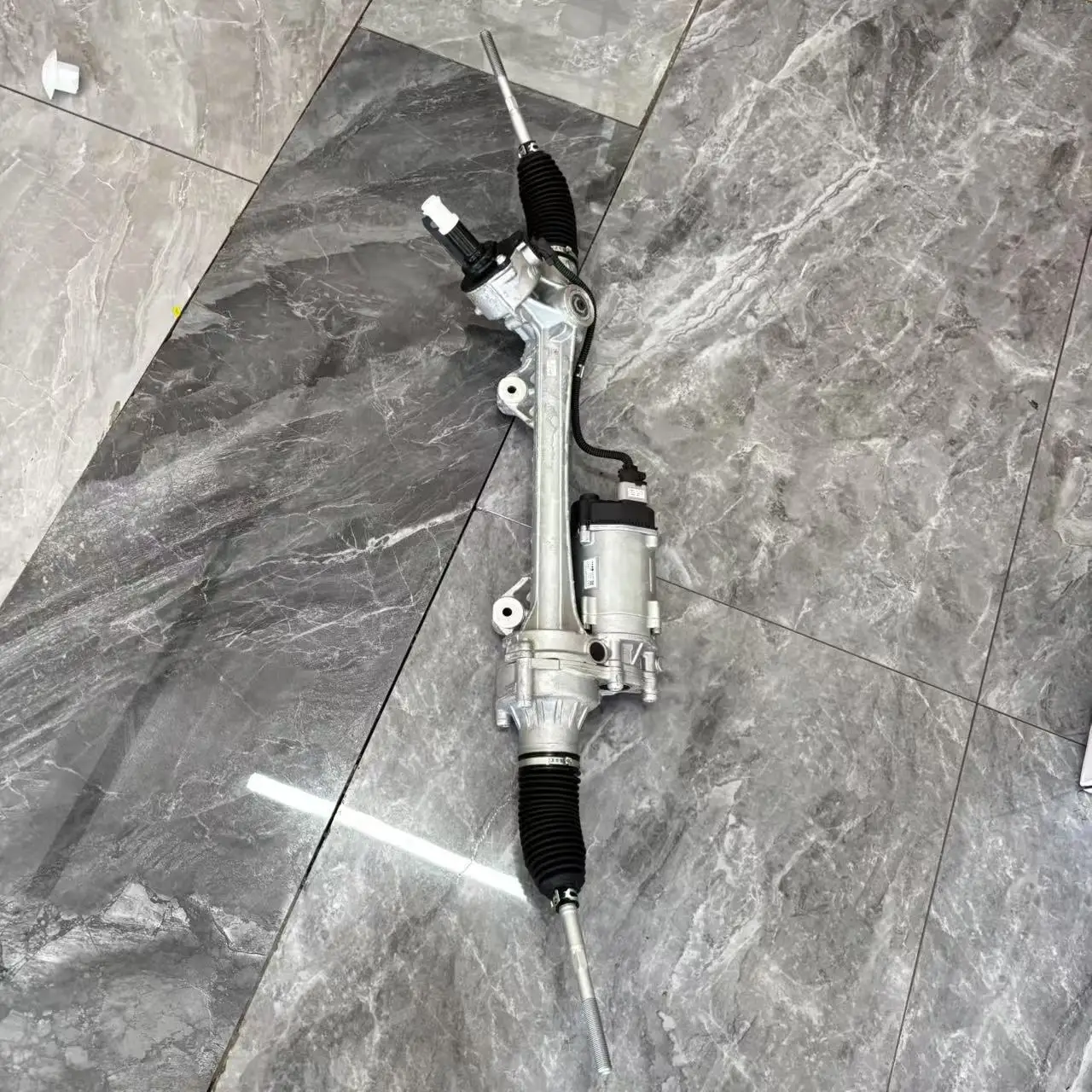 قطع غيار السيارات مناسبة لرف التوجيه والعتاد الكهربائي OEM وترس رقم OE. 32105B33724 #6