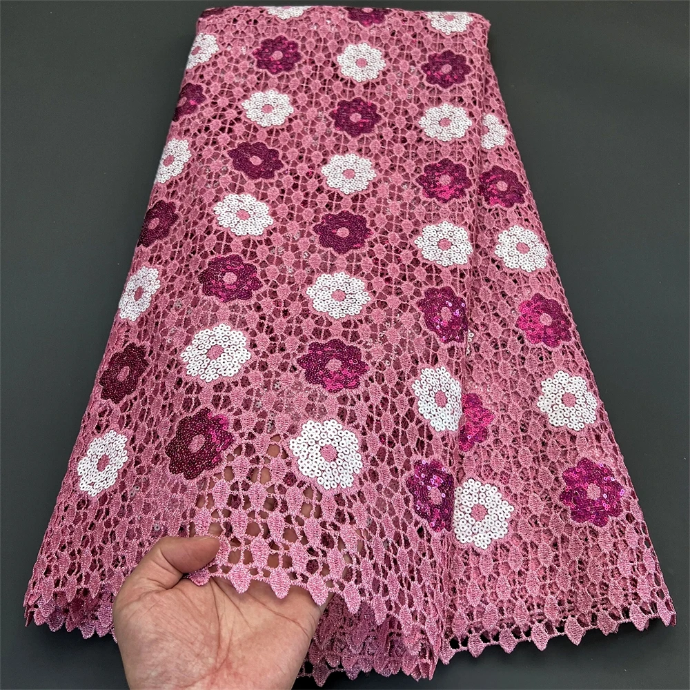 Nuovo stile tessuto di pizzo di velluto rosa 2024 di alta qualità africano svizzero Voile ricamo 3D paillettes pizzo netto 5 yarde per abiti da festa