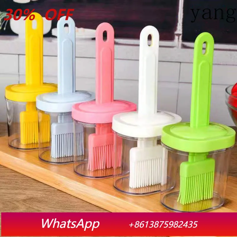 

LTT household small oil pot with bottle kitchen plastic integrated barbecue oil bottle brush