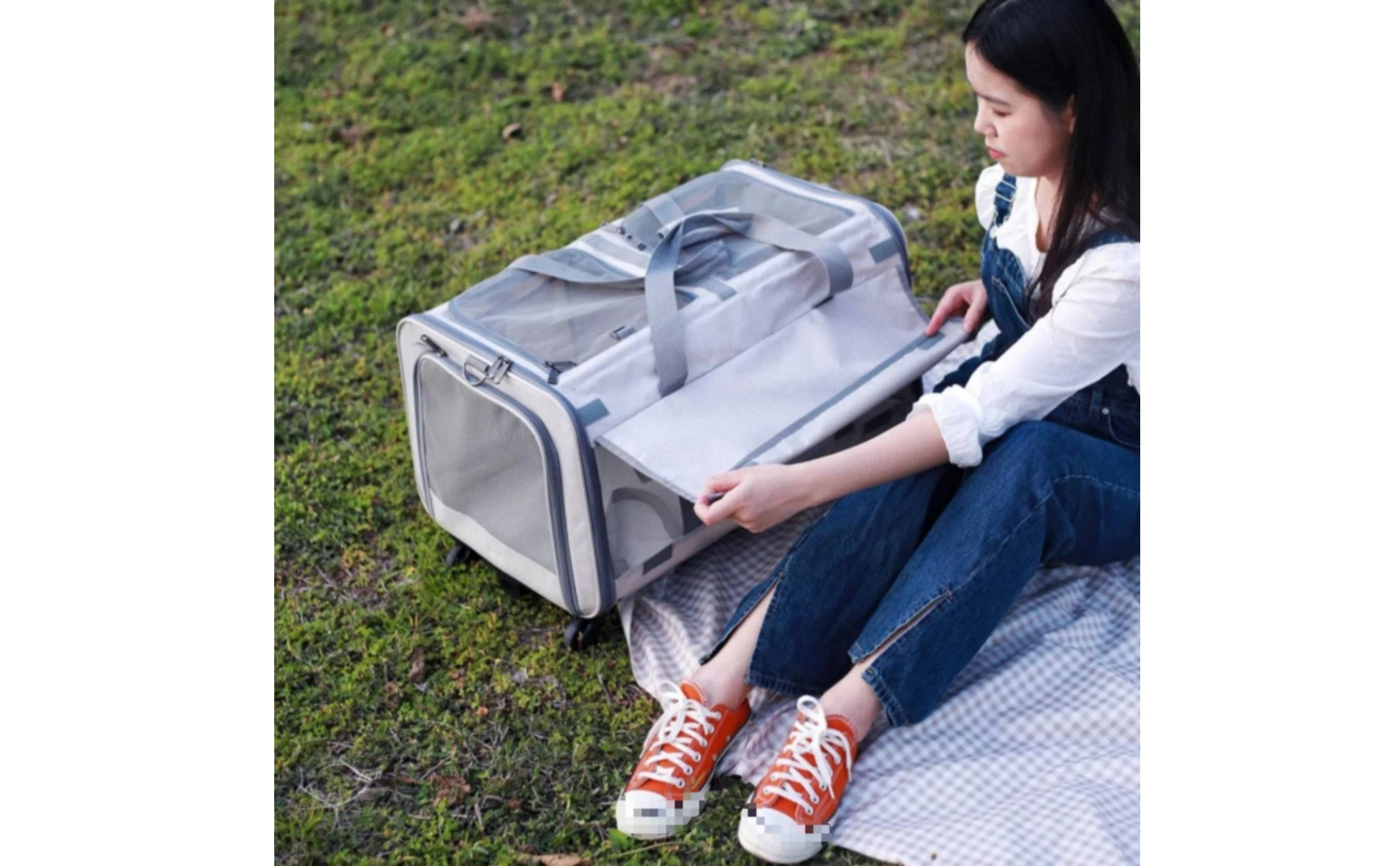 Pet Stroller Suitcase Telescopic Handle Soft-Sided Pet Stroller Pet Transport Top Opening Ventilated