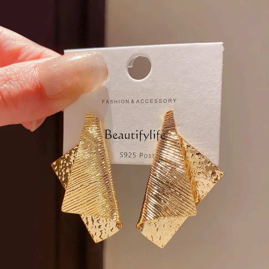 European and American exaggerated geometry irregular metal big earrings retro temperament high sense