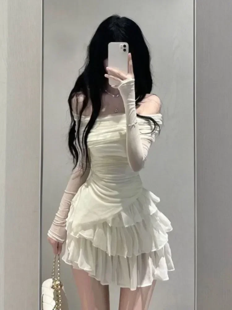 

2024 Spring Two Pieces Skirt Set Women Y2k Crop Tops T-shirt + Cake Skirts Japanese Kawaii Fashion Suits Chic Outwear Korean