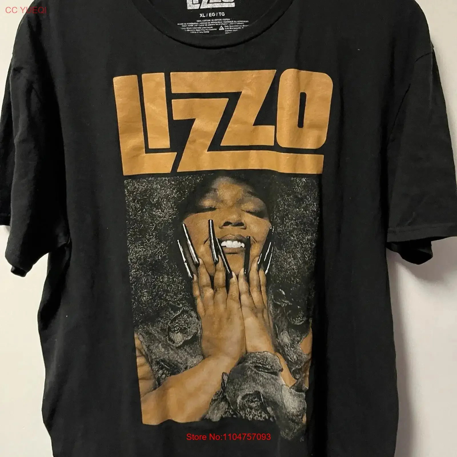 Lizzo Portrait T Shirt Adult Size XL Music Entertainment vintage Washed Soft graphic Versatile Stretched Breathable Stylish