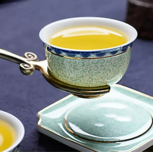 1pc Vintage Master Cup, 1 blue and white porcelain teacup, small tea bowl, ceramic kung fu set, gold edged tea bowl, single cup