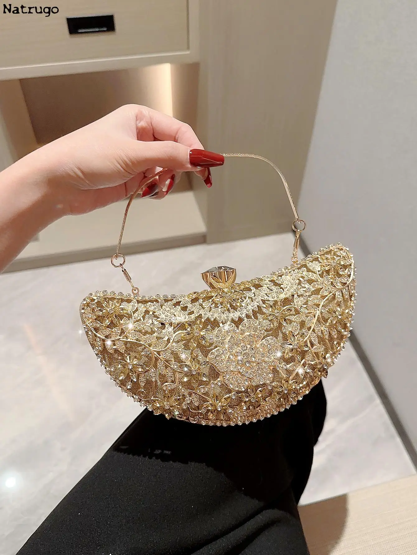 Borse da sera con pochette da donna con diamanti borse da sposa con fiori di cristallo borse lussuosa borsa da pranzo per feste di matrimonio 2023