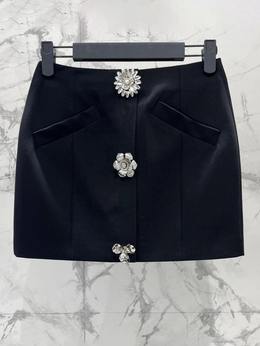 TWOTWINSTYLE Slimming Spliced Bead Fashion Mini Skirts for Women High Waist Patchwork Pockets Temperament Skirt Female Clothing