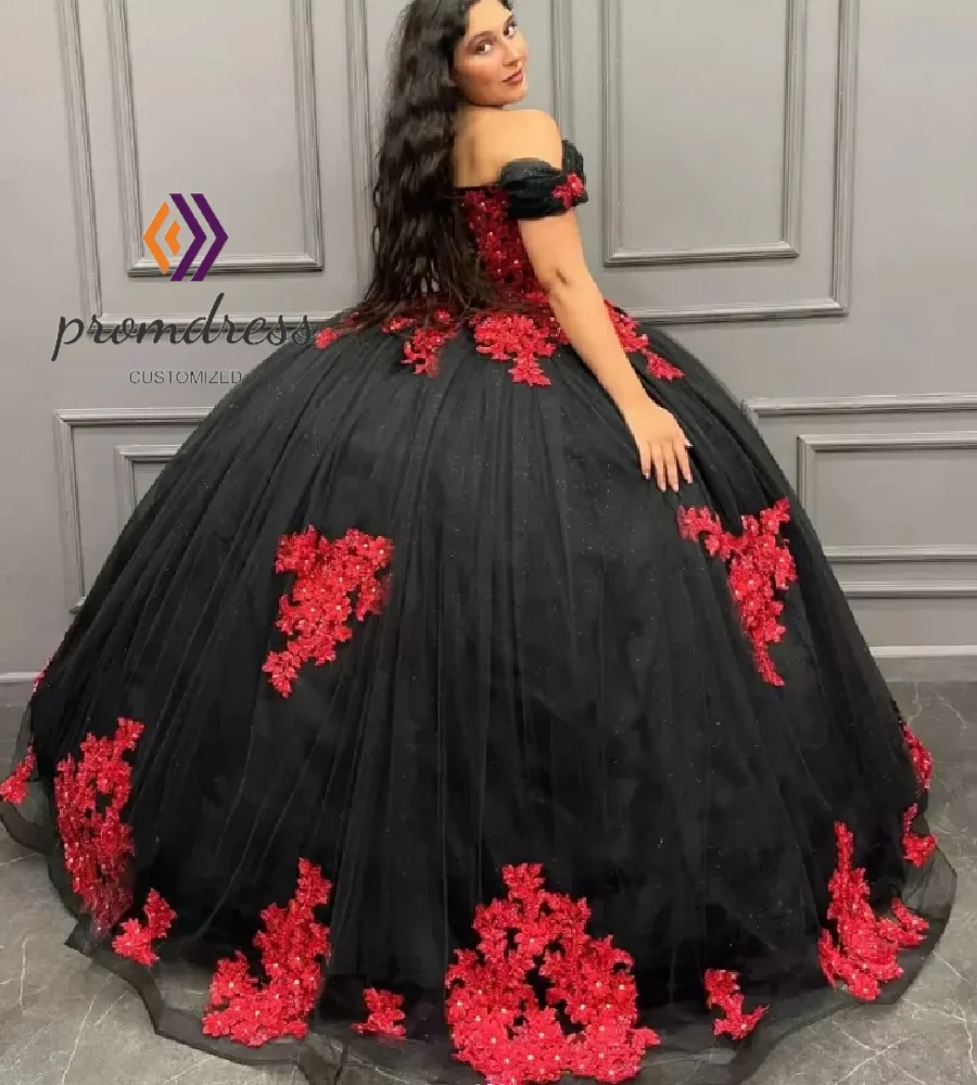 Традиционное мексиканское черно-красное платье Quinceanera с короткими рукавами и цветами в готическом стиле Vestidos De 15 Años на шнуровке Sweet 16, по индивидуальному заказу