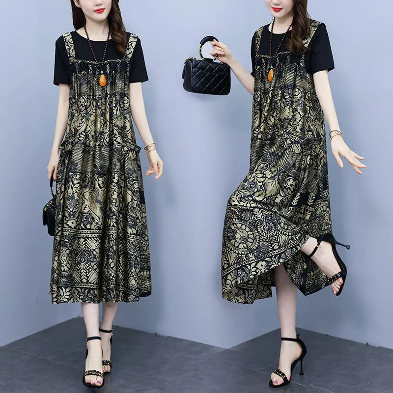 Mom's New Floral Bib Skirt 2024 Summer The Niche Loose Cover Meat Cover Belly Slim Skirt Female Korean Stitching A Word Skirt