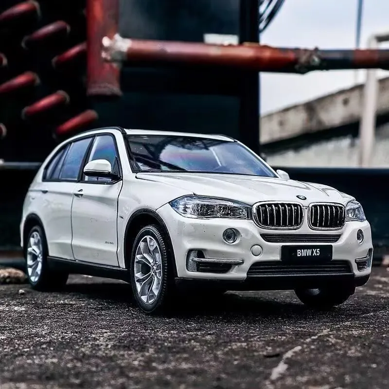 

WELLY 1:24 BMW X5 SUV Alloy Car Model Diecasts Metal Toy Vehicles High Quality Simulation Collection Childrens Gift Decoration