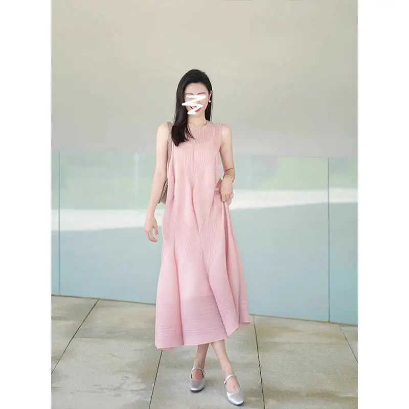 

ALSEY Temperament Casual Solid Colour Round Neck Sleeveless Loose Pleated Women's Midi Long Dress Miyake 2025 Summer New Dresses