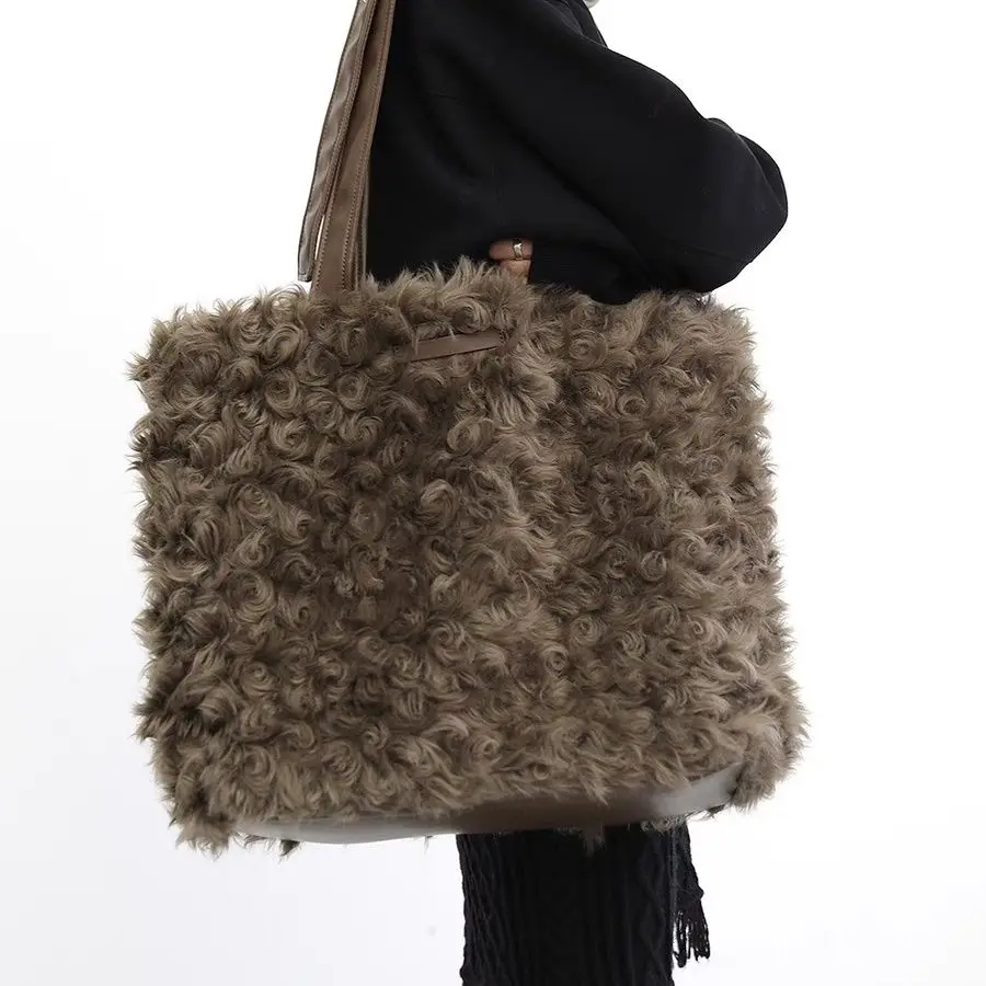 

2026 New Autumn And Winter Plush Large Capacity Tote Women Bag With Personalized High-end Feel Trendy Single Shoulder Bag Trendy