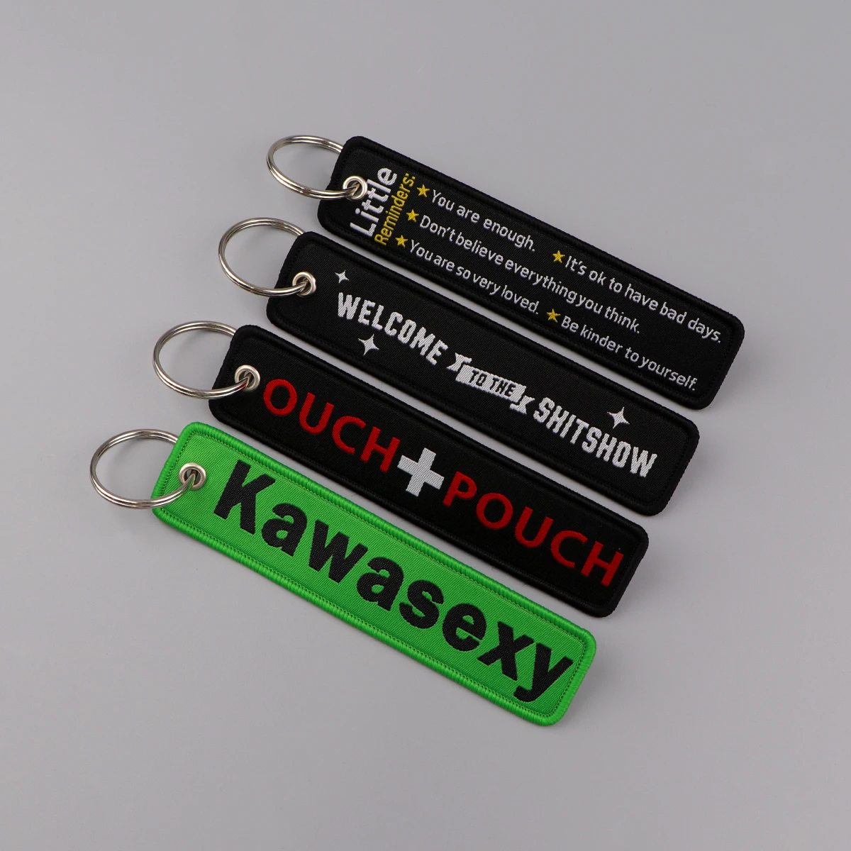 Quote Serises Embroidered Key Cool Quotation Men KeyTas Keychain for Car Motorcycles Keyring Holder Jewelry Accessories Gift 1pc