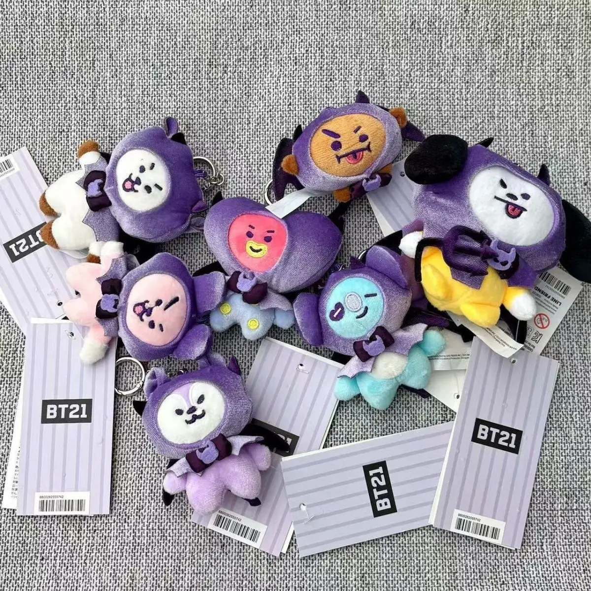 

bt21 K-pop Angel vs. Devil series - New devil plush doll hanger, cute decorative item, accessory for idol support 2026