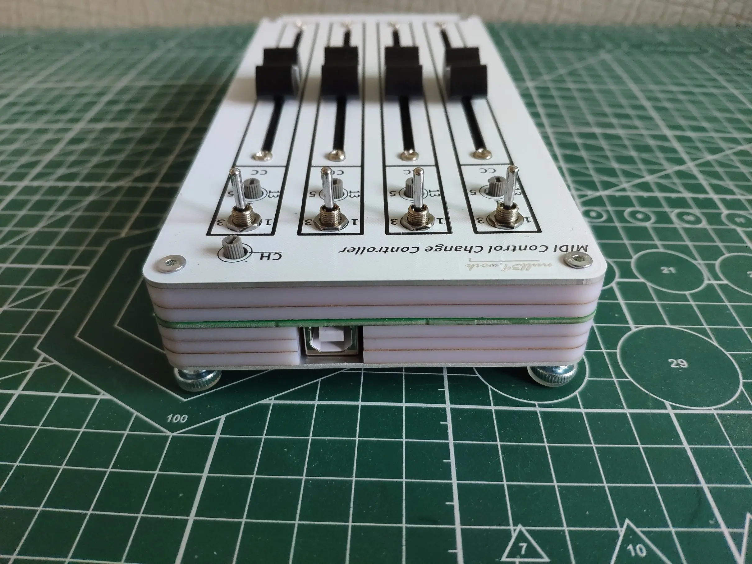 4 Push/Computer Music FADER USB MIDI CC DAW Software Host Volume Control Device