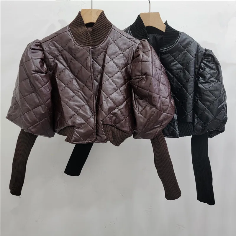 Chaqueta elegante de piel sintética empalmada con manga tejida para mujer, abrigo acolchado de PU con diamantes para primavera y otoño, cárdigan, Tops cortos de cintura alta 2024