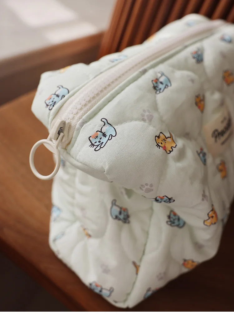 Niedliche bedruckte Katzen-Aufbewahrungstasche, Kosmetiktasche, Damenbinden- und Hygieneartikel-Tasche, tragbare kleine Make-up-Tasche für Mädchen – Detail 6