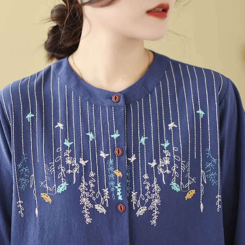 

Autumn New Cotton Linen Embroidered Long-sleeved Shirt T-shirt Retro Ethnic Style Women's Top Cardigan Mom Wear