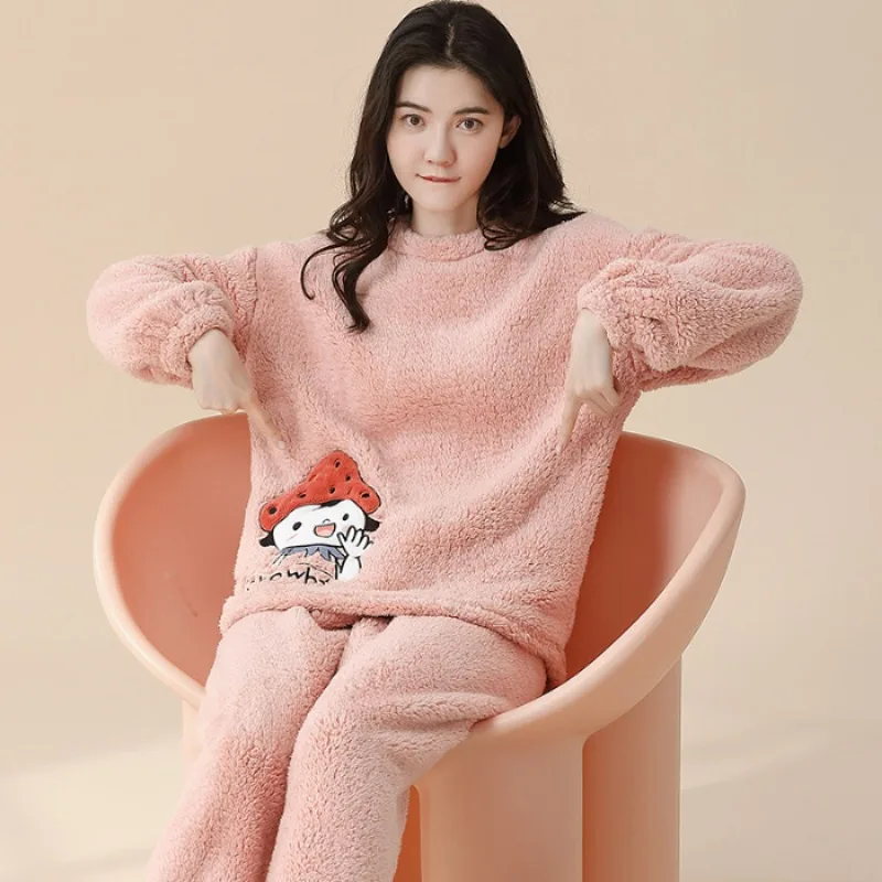 Large Size Thickened Warm Sleepwear for Winter Coral Velvet Student Nightwear Homewear Two-Piece Ladies Pajamas Loungewear Set