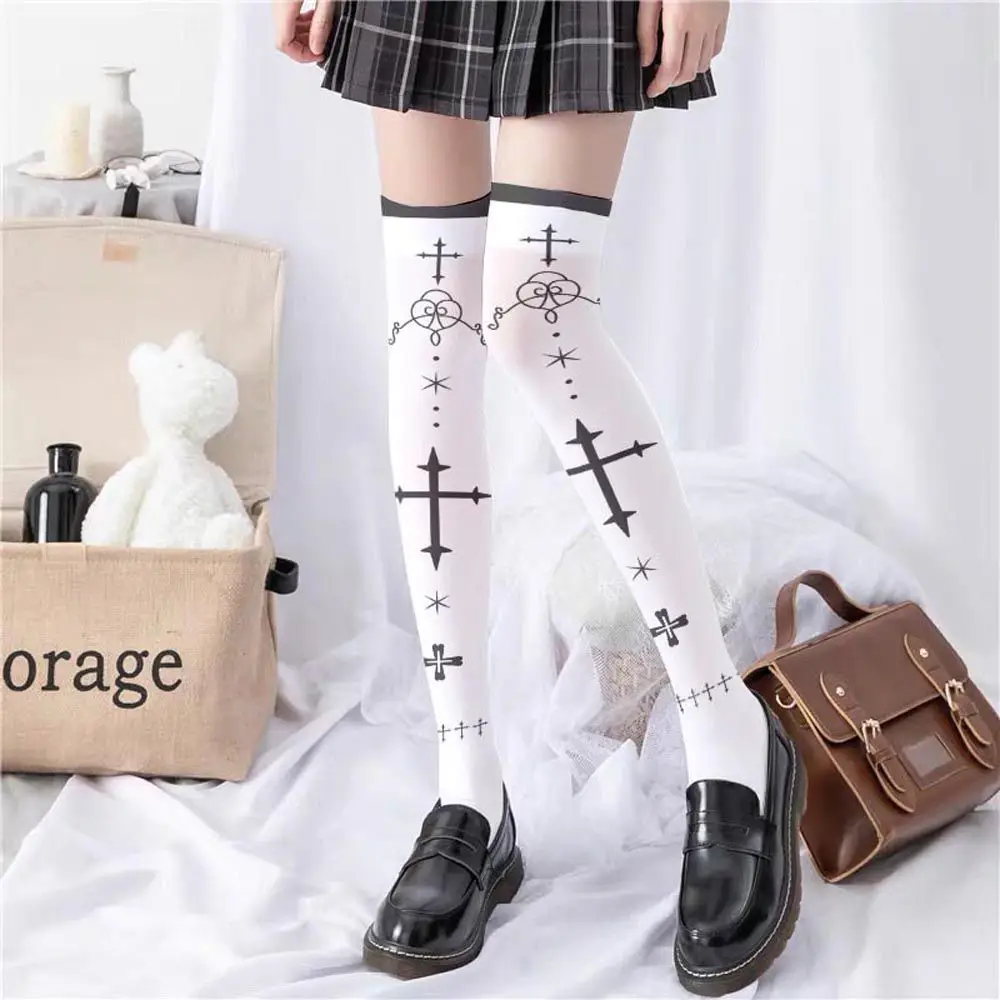 Streetwear Breathable Strawberry Above Knee High Letter Cross Korean Golf Socks Lolita Pile Sock Women Long Socks JK Stockings