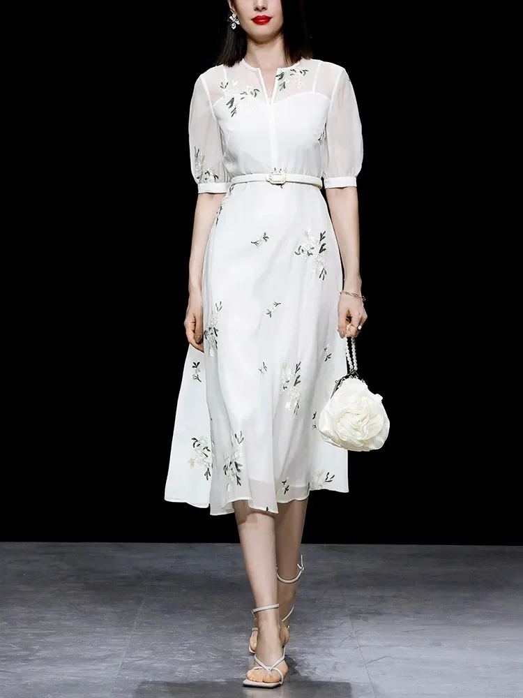 

High Quality Floral Embroidery White Dress Women's Elegant V-neck Short Lantern Sleeve Slim Runway Long Dress Summer Clothes