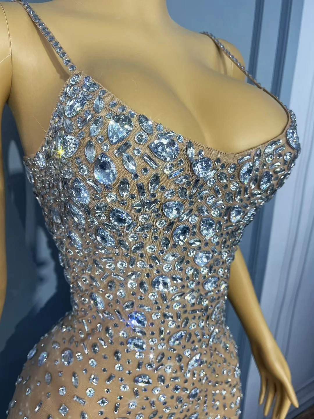 Xingshan Elegant Women High End Evening Dress Silver Diamond Perspective Mesh Strap Skirt Bar Celebrity Dancer Performance Dress