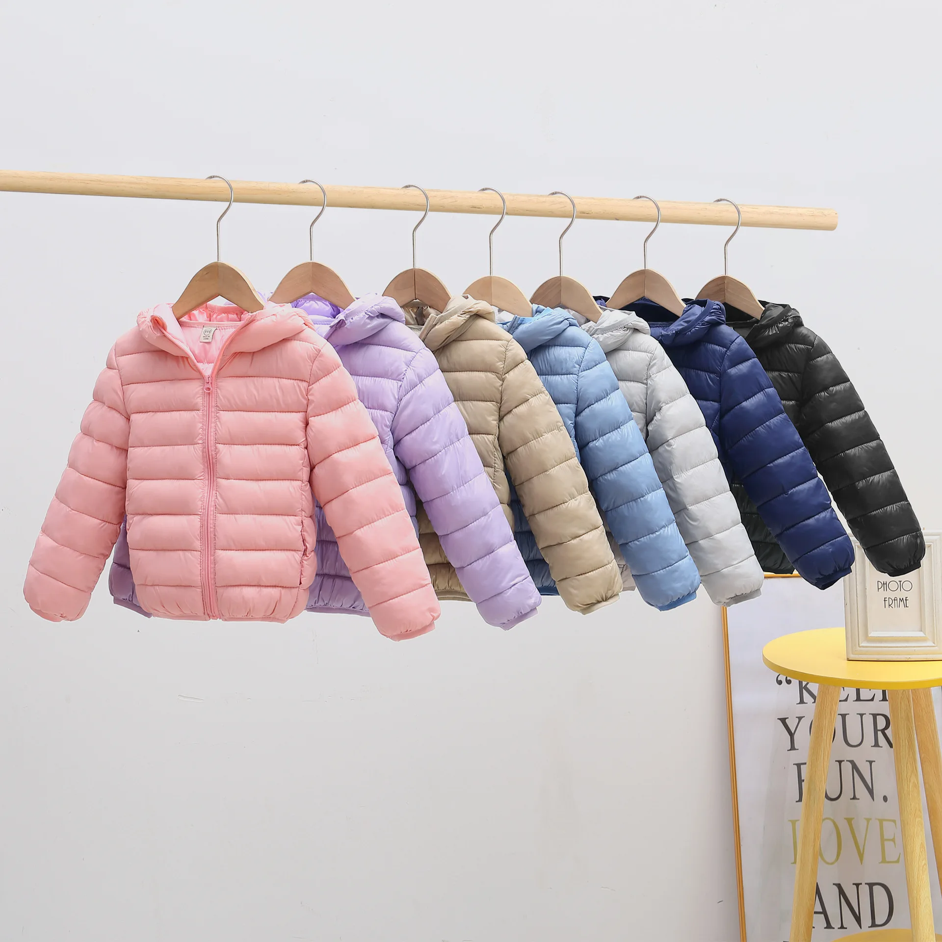 ZOETOPKID Kids Cotton Down Jackets 2026 New Ultra Light Hooded Winter Coats for Boys Girls Portable Windproof Puffy Parkas