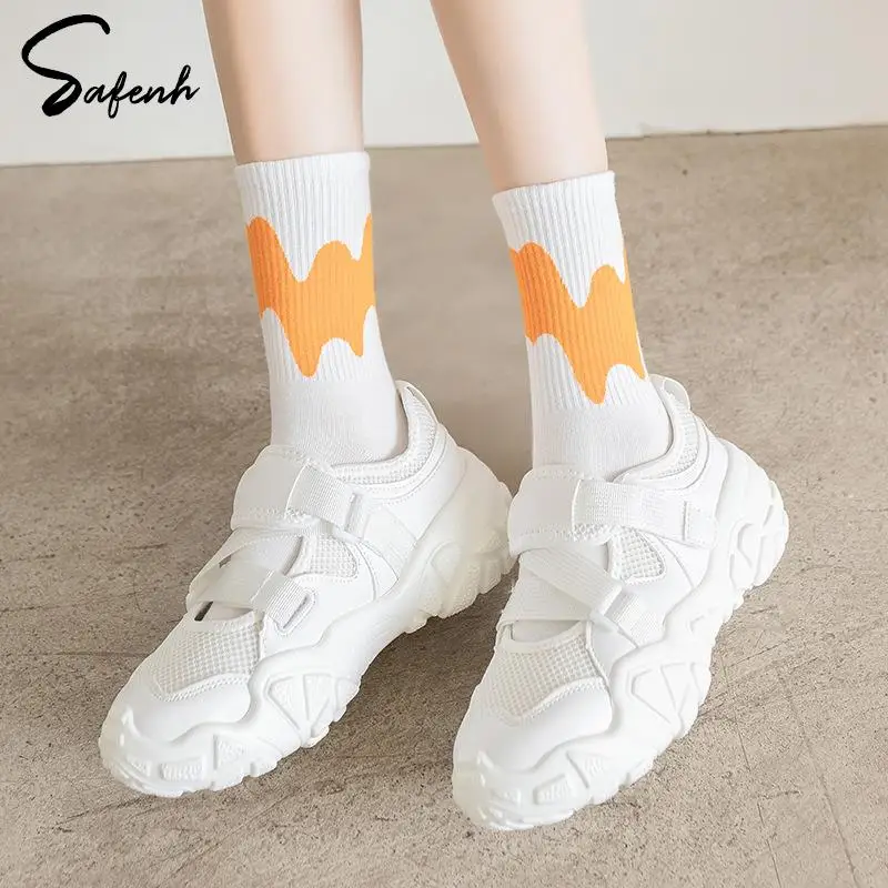 1Pair Fashion Women Cotton Socks Soft Spring Graffiti Socks Female Candy Color Middle Tube Socks For Women Student Sports Socks