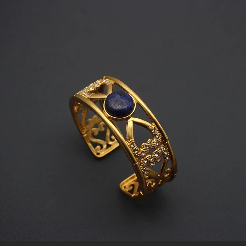 

Used Lapis Lazuli Bracelet Jewelry - Matte Gold, Heavily Inlaid Stone Bracelet