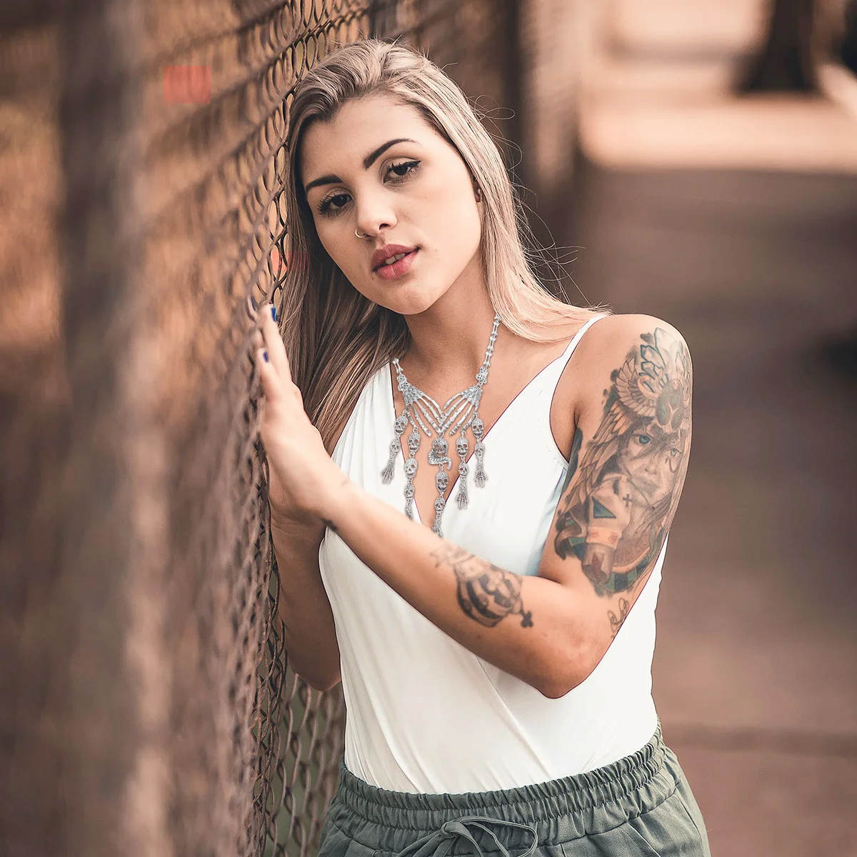 

1Pcs Skull Clavicle Chain Silver Multi Layer Exaggerated Halloween Jewelry Strong Not Easy to Break Festive Neck Decoration