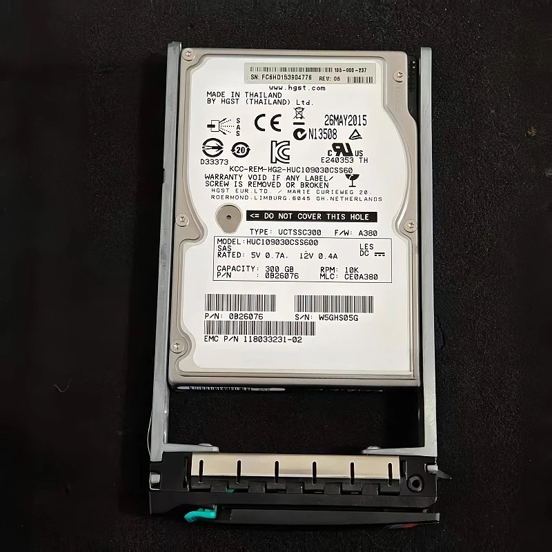 

Для EMC 105-000-237 GREENPLUM 300G 10K 2.5 SAS G6 накопительный жесткий диск б/у