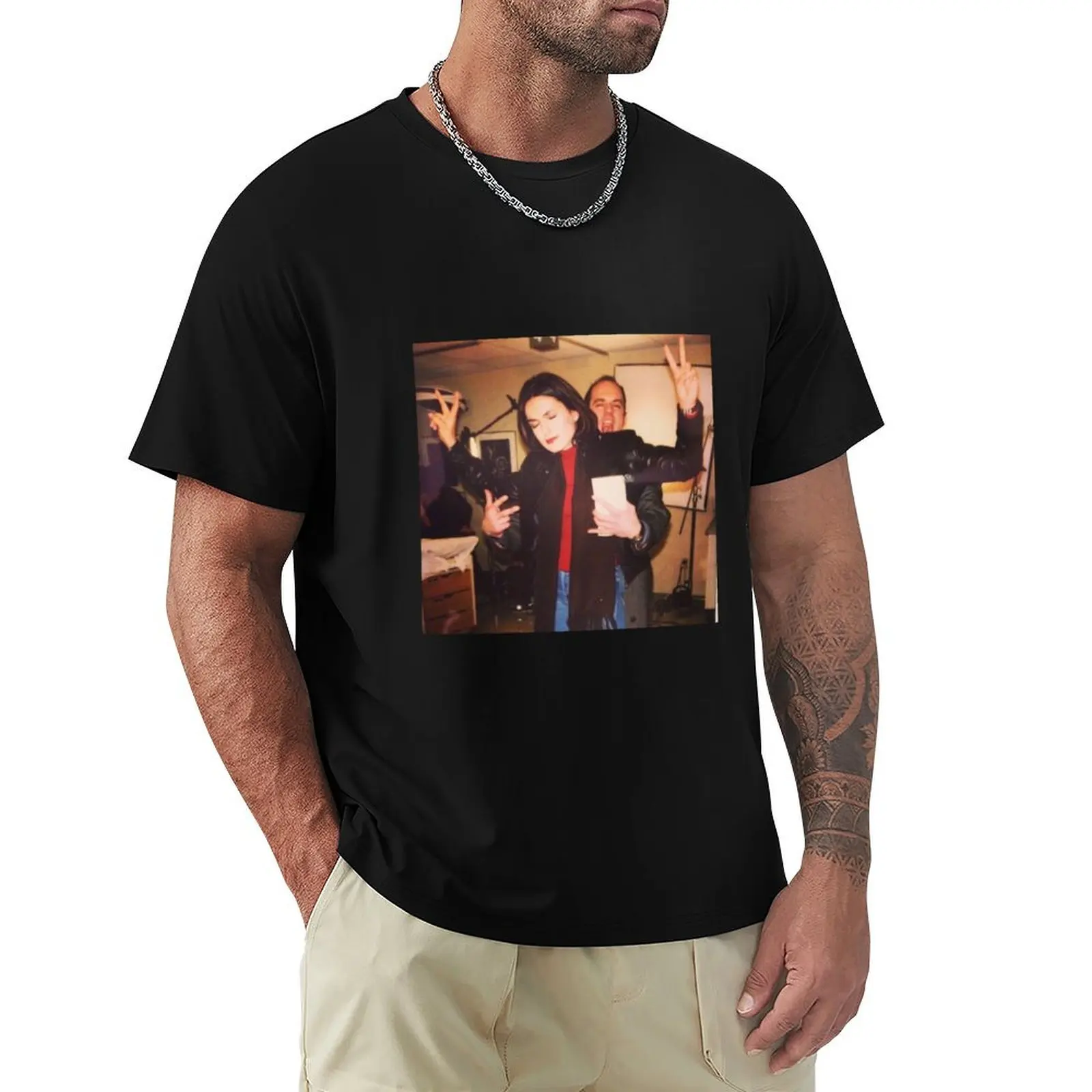 

Mariska Hargitay & Chris Meloni SVU T-Shirt kawaii clothes anime tshirt Funny t-shirt t shirts for men cotton