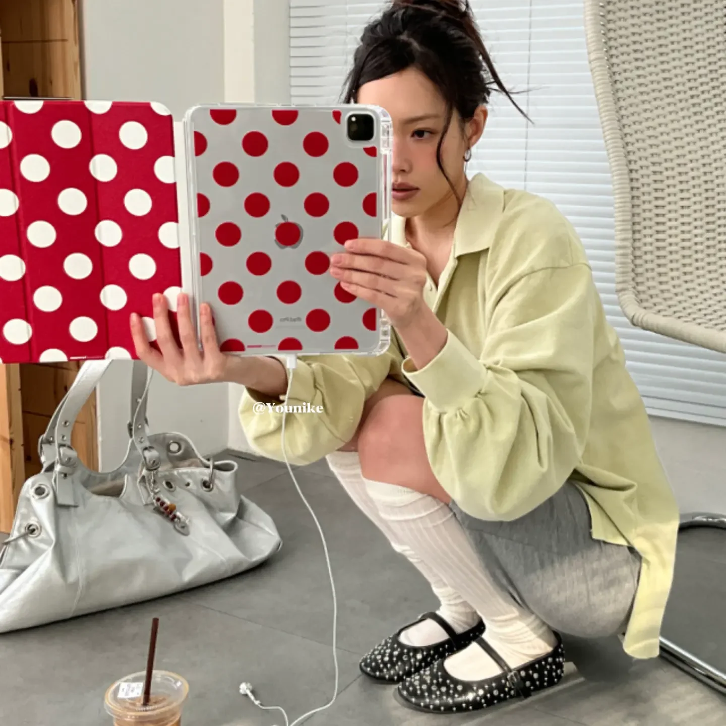 Korea White Polka Dot Y2K Red Tablet Case For iPad Pro 11 13 M2 M4 M3 10.2 5/6th 7/8/9/10/11th Mini 6 7 Air 3 4 5 6 Stand Cover
