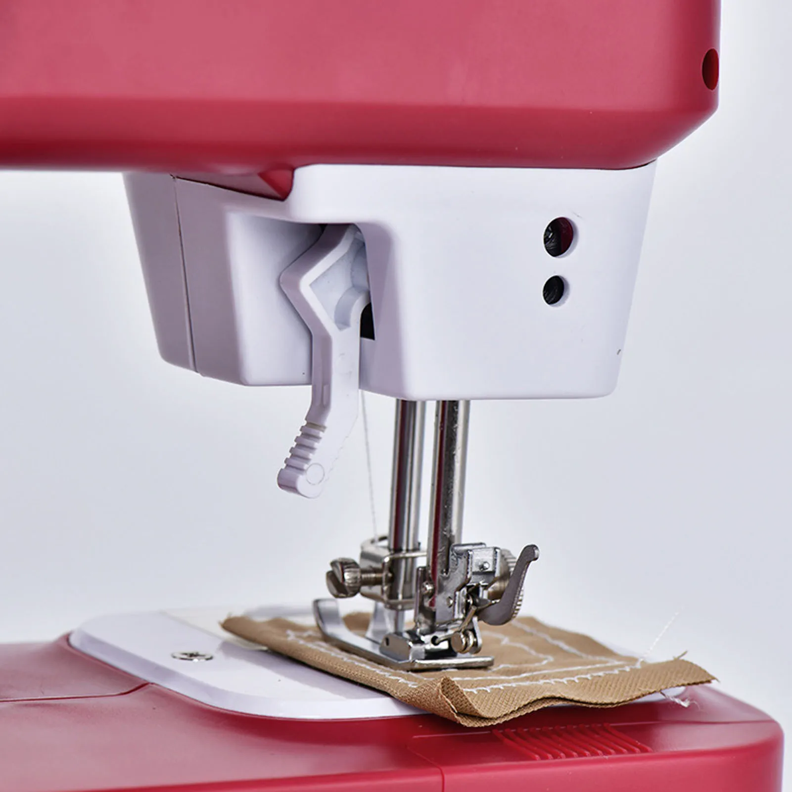 ماكينة خياطة للمبتدئين 12 أنماط غرزة مسبقة الصنع ماكينة خياطة سهلة للأطفال مع ملحقات ماكينة خياطة منزلية