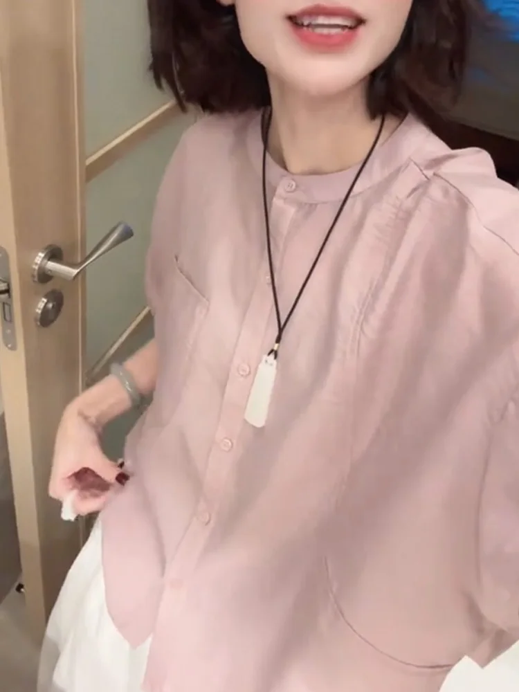 เสื้อชีฟองเกาหลีแบบกระดุมเดียวทรงหลวมสบายๆ เรียบง่าย เหมาะกับฤดูร้อน เสื้อผู้หญิงคอกลม แขนสั้น