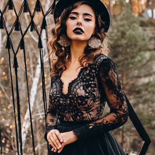 Abbigliamento da festa e vacanza